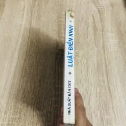 LUẬT ĐIỀN KINH  1042160