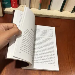 II Bút Ký: Đi Tìm Huyền Thoại Cho Đất - Nguyễn Nhã Tiên - 2015 722506