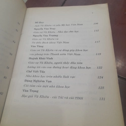 VŨ KHIÊU VÀ BÈ BẠN (sách mừng thọ giáo sư 80 tuổi) 453546