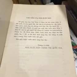 SỐNG Ở HOA KỲ (Sách tham khảo) XB 1996 760213