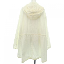 【Khuyến mãi】Áo khoác MONCLER 642225