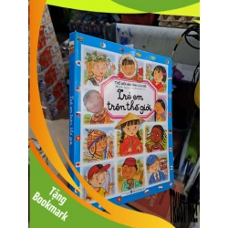 (TẶNG BOOKMARK) Thế Giới Hình Ảnh Của Bé - Trẻ Em Trên Thế Giới - Emilie Beaumont - 2017 mới 90% - MẸ VÀ BÉ - RBK3012