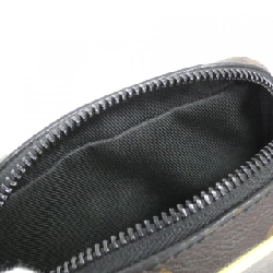 Túi đeo vai Louis Vuitton Monogram Christopher Wearable Wallet M80793 613767