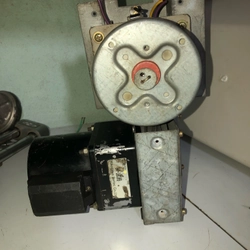 Motor giảm tốc Yokogawa 200V Nhật. Chế tời kéo 445372
