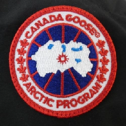 Áo khoác lông vũ MACKENZIE của CANADA GOOSE 2302JL - Hàng hiệu Chính hãng 808362