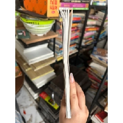 Bạn Là Ai? - Thiên và Nghệ thuật Đổi Đời - Phương Liên - Minh Đức 933703