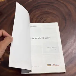 II Nhiếp Ảnh: Nhiếp Ảnh Kỹ Thuật Số - Bruce Warren - 2022 992024