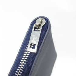 Ví đứng LV Aerogram Zippy của Louis Vuitton M81767 622121