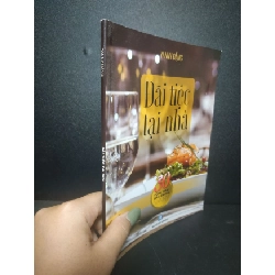 Đãi tiệc tại nhà - Janny Đặng 2020 mới 80% HCM1007