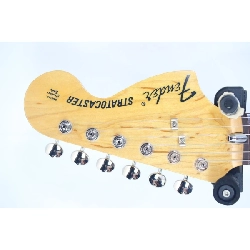 ＦＥＮＤＥＲ ＪＡＰＡＮ ＣＵＳＴＯＭ ＥＤＩＴＩＯＮ ＫＭ－３８８ - Hàng hiệu Authentic 879307