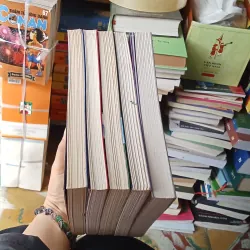 Charlie Bone Lúc Nửa Đêm - Jenny Nimmo 961495