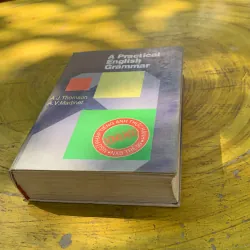 A PRACTICAL ENGLISH GRAMMAR- A.J. THOMSON & A.V. MARTINET 797288