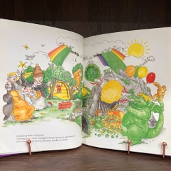 [Bìa cứng]  BALDERDASH THE BRILLIANT: A Hole-in-the-Page color book 253527