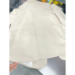 MỚI 98%***ÁO VEST NỮ BLAZER MÀU SÁNG BE* SIZE M *TẶNG QUÀ 0Đ FREESHIP 591545