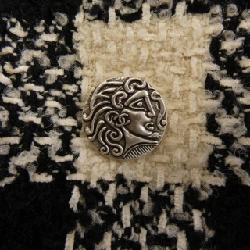 【Khuyến mãi】Áo khoác Chanel CHANEL 637994