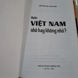 Nước Việt Nam Nhỏ Hay Không Nhỏ? (Bìa Cứng)  779436