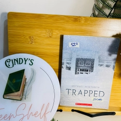 [Sách tiếng Anh 2hand] Like new 90% - Trapped - Michael Northrop 507965