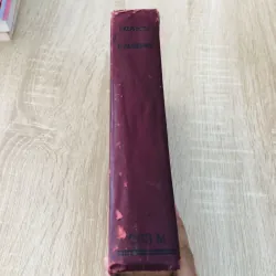 EXERCICES D’ALGÈBRE – Classe de Mathématiques 971143