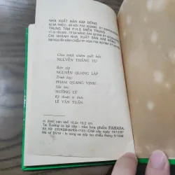 Thuyền sắp đắm - Tủ sách vàng bìa cứng 1003677