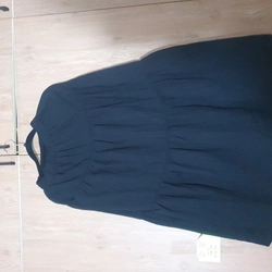 Set chân váy + áo rút dây đen