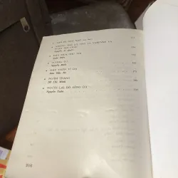 Những bài giảng văn chọn lọc - Lê Trí Viễn 789847