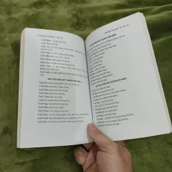 Khuôn Mặt Bàn Tay & Vận Mệnh Con Người 754555