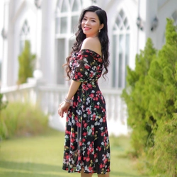 Đầm hoa bẹt vai 494245