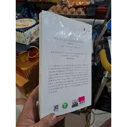 Nhỏ Là Đẹp - E F Schumacher - mới 100% - QUẢN TRỊ - HMT3012 924258