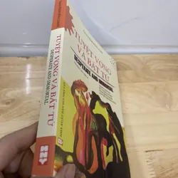 Tuyệt vọng và bất tử  698350