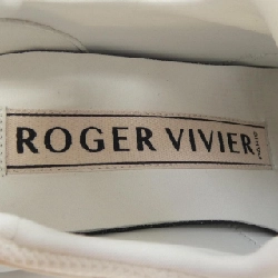 Giày sneaker vải Vivienne Roger Vivier với dây đeo đàn hồi 659117