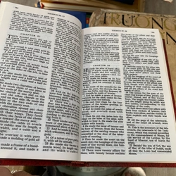 Kinh thánh. Holy bible. Bản tiếng anh 397410