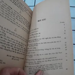 Tác giả HỒ CHÍ MINH- Về TƯ CÁCH người Đảng viên Cộng Sản. Nxb Sự Thật năm 1988 970853