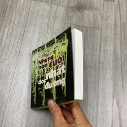 Những hòn cuội nhặt dọc đường - lê trí dũng. 6a4 730504