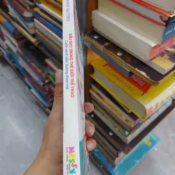 SÁCH SIÊU SAO TRONG THẾ GIỚI THỂ THAO - CUỐN SÁCH HƯỚNG DẪN ĐƯỜNG ĐAM MÊ (B1) 706150