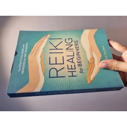 REIKI HEALING FOR BEGINNERS : The Practical Guide with Remedies for 100+ Ailmentss - Karren Frazier