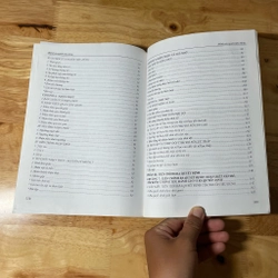 II Tựa sách: Hành Vi Người Tiêu Dùng - 2011 469380