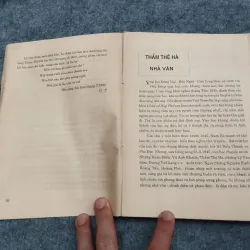 THẨM THỆ HÀ: THÂN THẾ VÀ VĂN NGHIỆP 936837