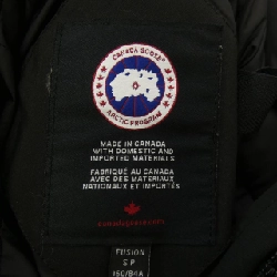 Áo khoác lông vũ CANADA GOOSE 636383