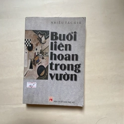 Buổi liên hoan trong vườn