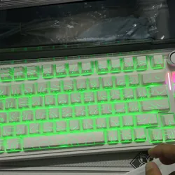 aula s75 pro dùng 3 ngày không hợp nên pass ạ 564756