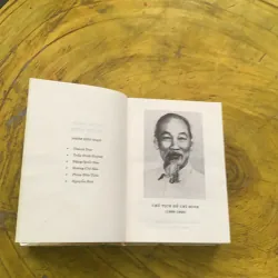 DANH NHÂN HỒ CHÍ MINH TẬP 1- nhóm biên soạn 780104