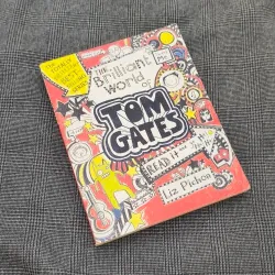 Tom Gates - Book 1: The Brilliant World of Tom Gates - by Liz Pichon