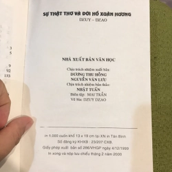 SỰ THẬT THƠ VÀ ĐỜI HỒ XUÂN HƯƠNG 522789