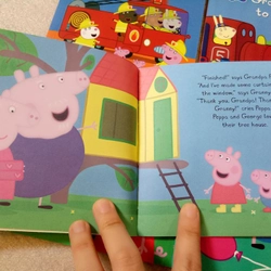 Truyện tranh Peppa pig tiếng Anh (combo 10 cuốn) 391522