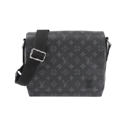Túi xách vai Louis Vuitton Monogram Eclipse District PM M45272 - Hàng hiệu Chính hãng