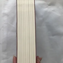 BẢY CHUYỆN KỂ GOTHIC 754684