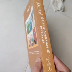 Bộ đề thi đánh giá năng lực tiếng Anh  999384