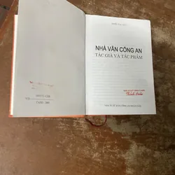 NHÀ VĂN CÔNG AN TÁC GIẢ VÀ TÁC PHẨM 577783