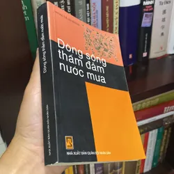 DÒNG SÔNG THẤM ĐẪM NƯỚC MƯA (XB 2003) 699233