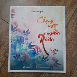 Chạm một miền Xuân - Nhiều tác giả - Tập văn / Tản văn 779800